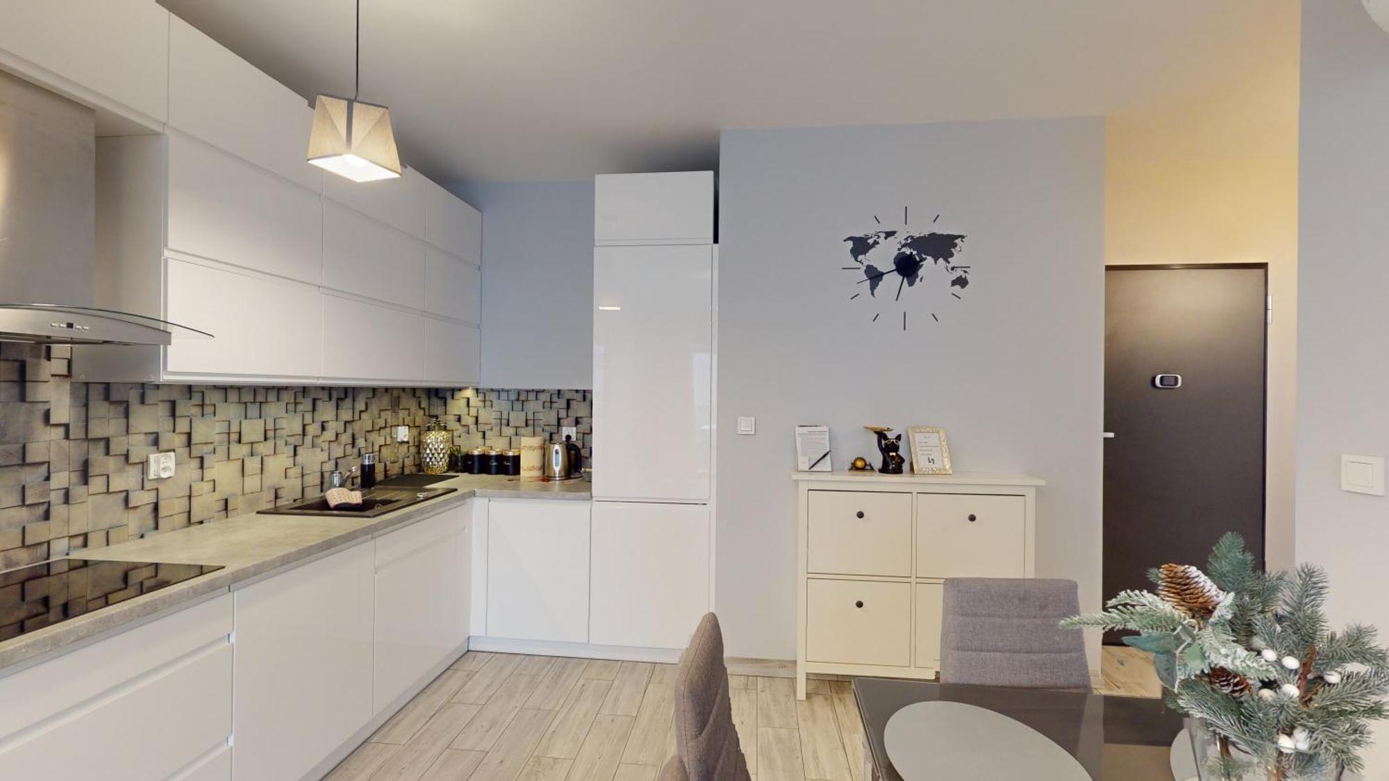 Family House Near The Market Square -Perfect For Family & Business Stays - Ksiecia Witolda Street 500 Steps To Market Square - 2 Bedrooms,2 Parking Places Вроцлав Экстерьер фото