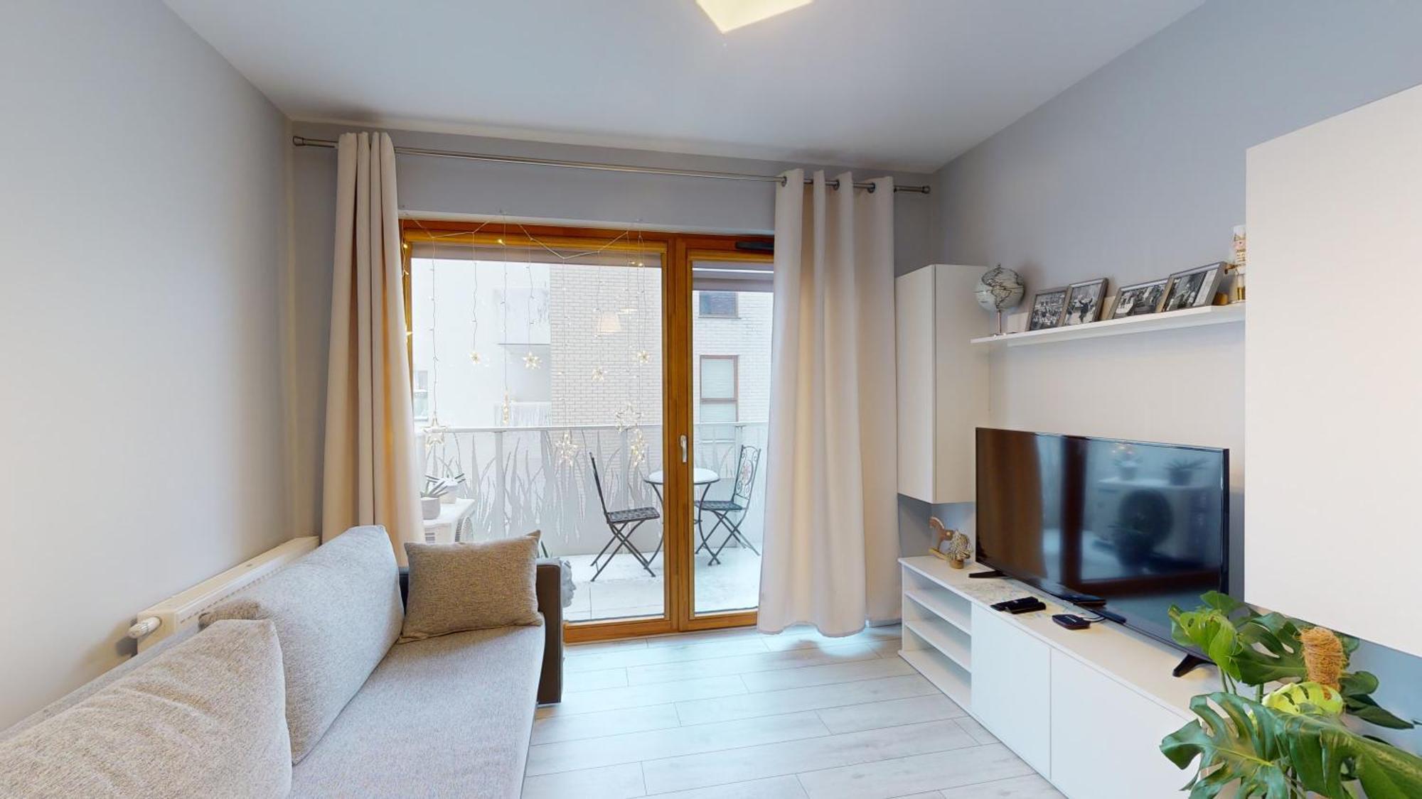 Family House Near The Market Square -Perfect For Family & Business Stays - Ksiecia Witolda Street 500 Steps To Market Square - 2 Bedrooms,2 Parking Places Вроцлав Экстерьер фото