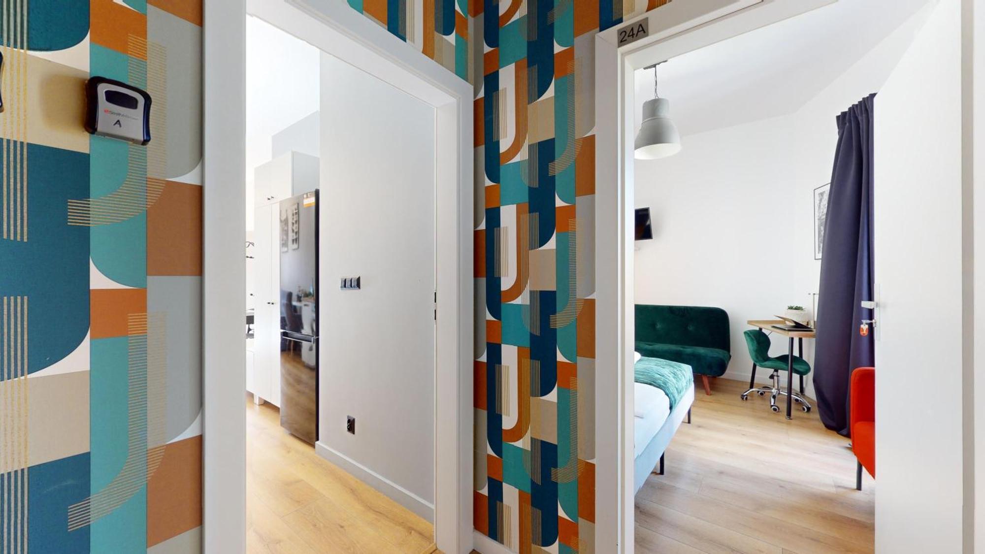 Family House Near The Market Square -Perfect For Family & Business Stays - Ksiecia Witolda Street 500 Steps To Market Square - 2 Bedrooms,2 Parking Places Вроцлав Экстерьер фото